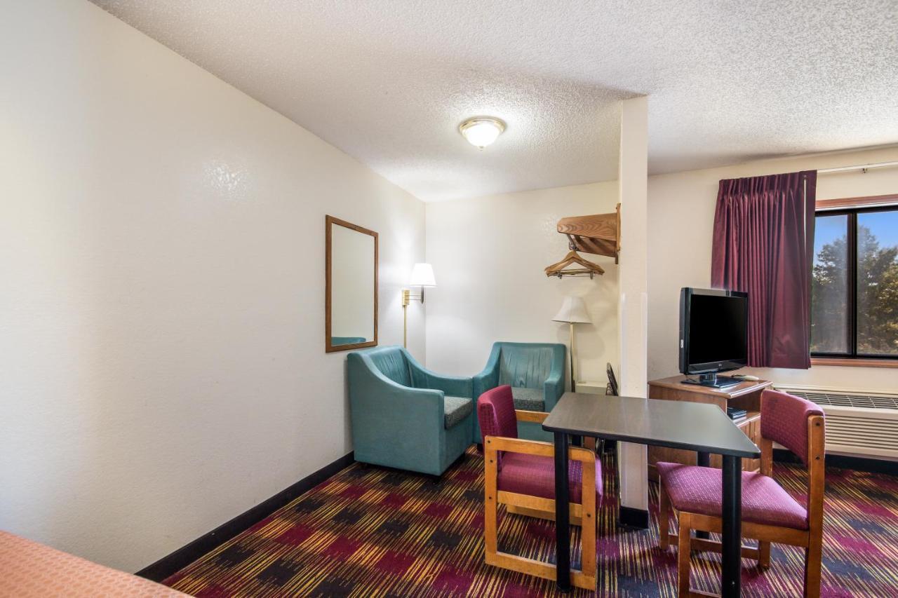 Americas Best Value Inn&Suites Harrisonville Extérieur photo