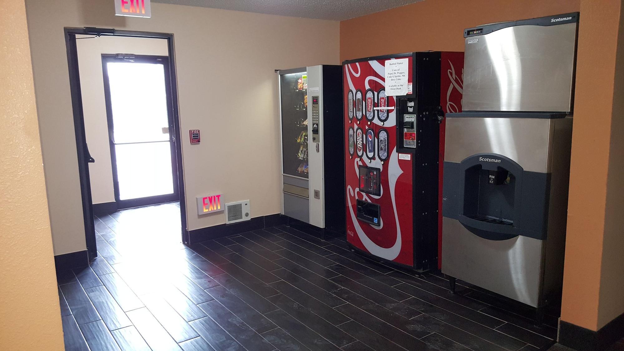 Americas Best Value Inn&Suites Harrisonville Extérieur photo