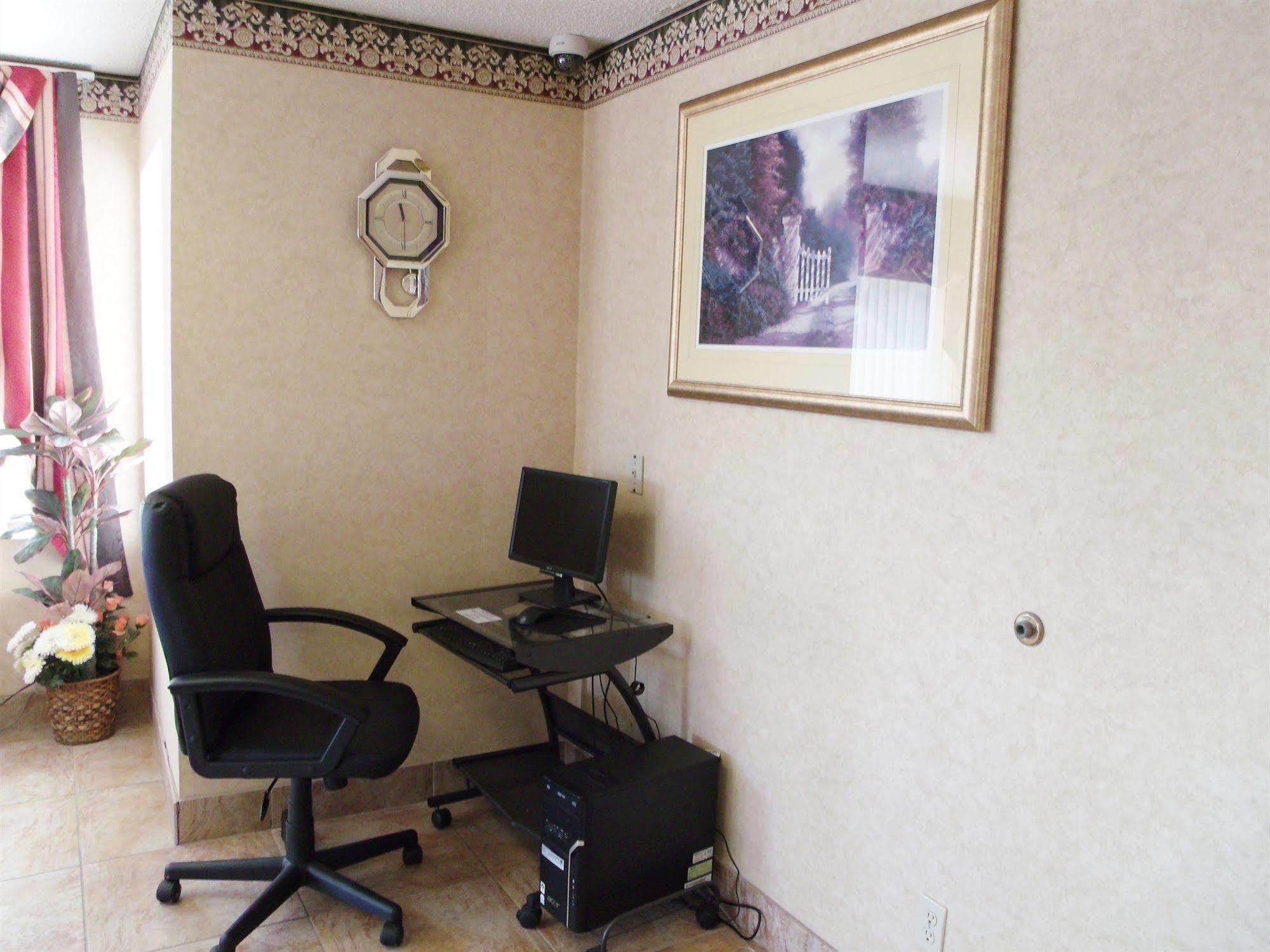 Americas Best Value Inn&Suites Harrisonville Extérieur photo